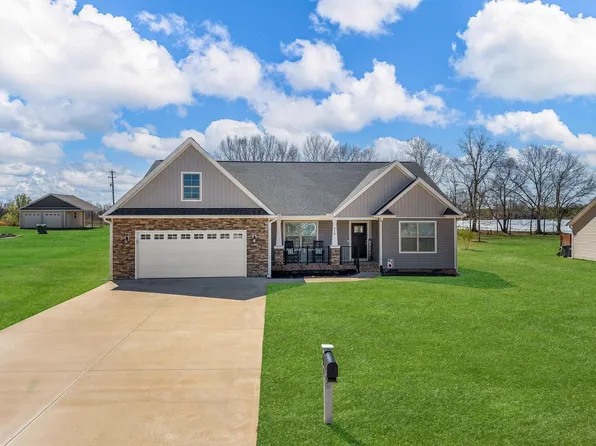 218 Little Man Dr, Boiling Springs, SC 29316