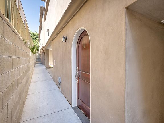 3rd image of 2341 Mira Vista Ave #2