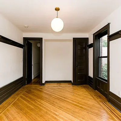 Rented by Nooklyn NYC LLC | media 28