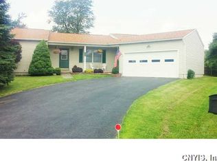 108 Odessa Cir, North Syracuse, NY 13212