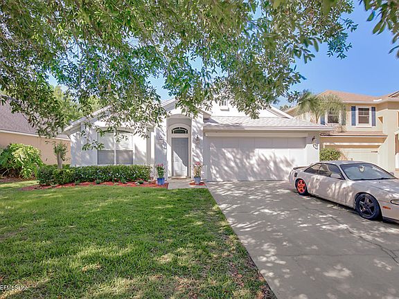 3rd image of 2428 Winchester Ln