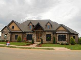 1385 Reserve Pl, Johnson City, TN 37615
