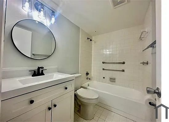 850 SW 133rd Ter — Photo 6