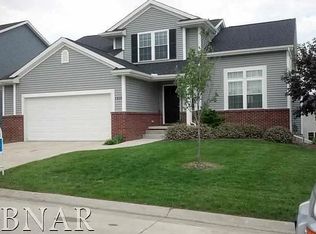 1410 Kickapoo Creek Rd, Bloomington, IL 61705