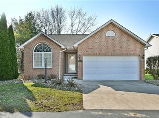 107 Royal Troon Dr SE, Warren, OH