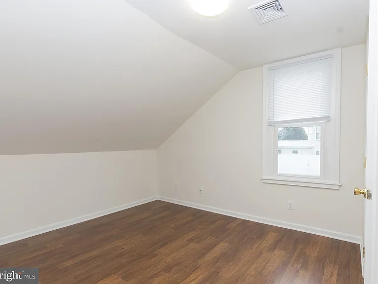 431 Main St #2 — Photo 12