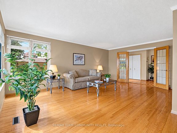 5th image of 64 Kentish Cres
