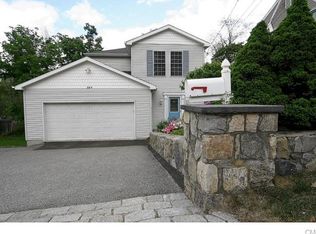 13A 1st St, Danbury, CT 06810
