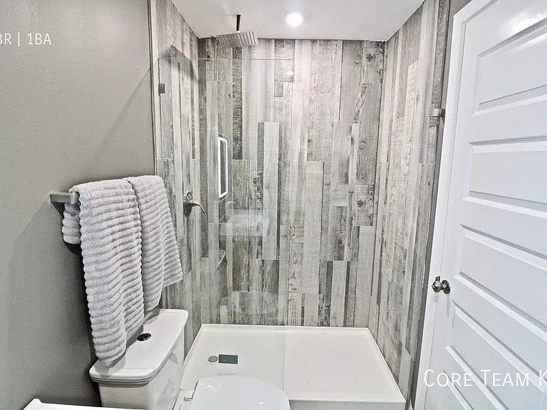 1223 Union Ave #404 — Photo 13