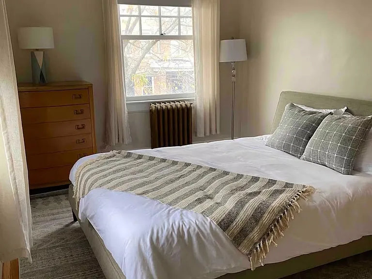 100 Hauxhurst Ave #1 — Photo 17