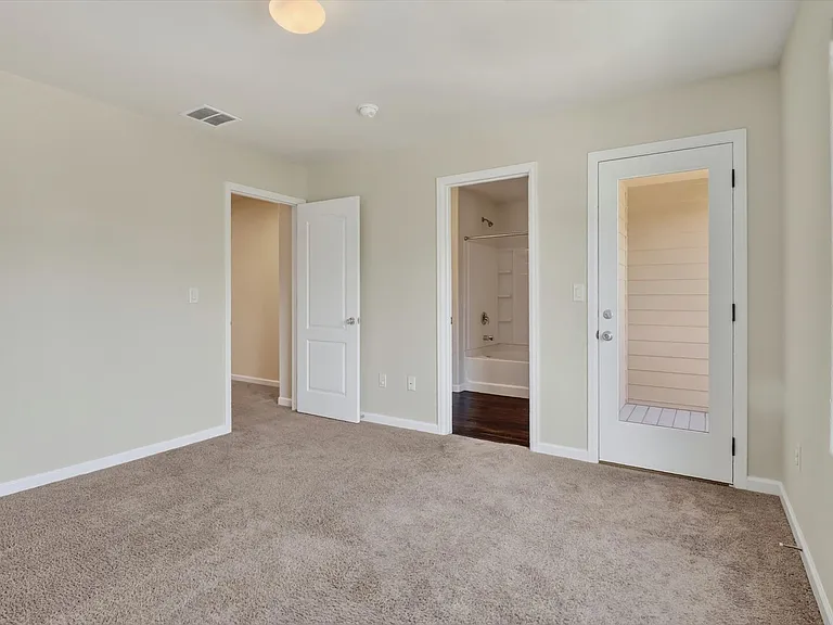 1209 Bistre St — Photo 15
