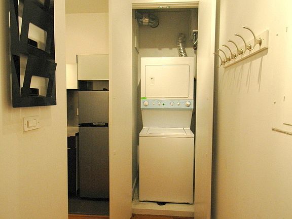 5th image of 120 Water St APT 4