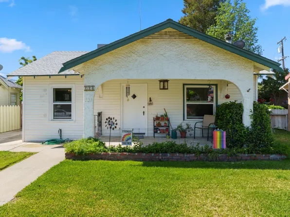 221 College Ave, Coalinga, CA 93210