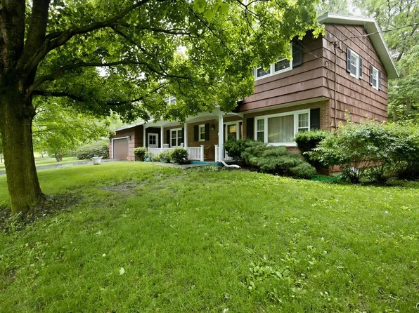 119 Stanwood Ln, Manlius, NY 13104