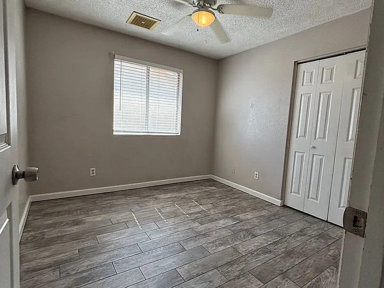 921 W Naranja Ave — Photo 14