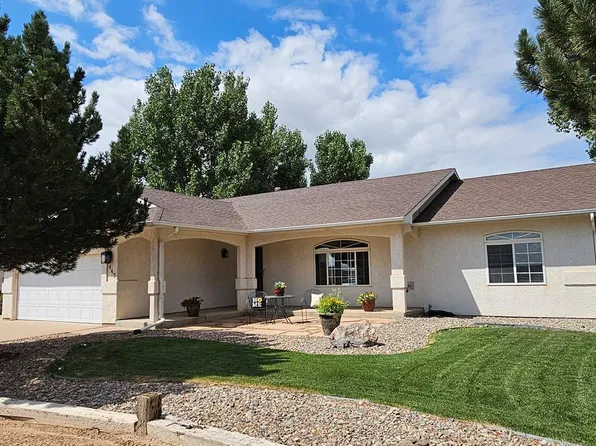447 S Costilla Dr, Pueblo West, CO 81007