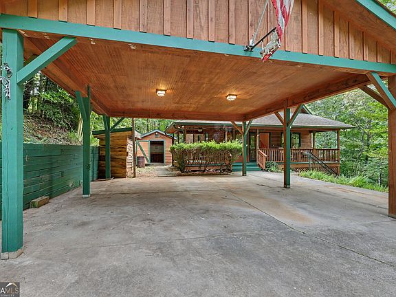 4th image of 277 Wards Creek Dr