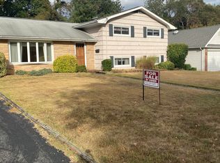 510 Red Oak Dr, Severna Park, MD 21146