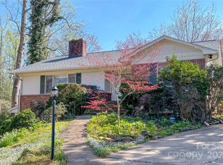 222 7th Ave NE, Hickory, NC 28601