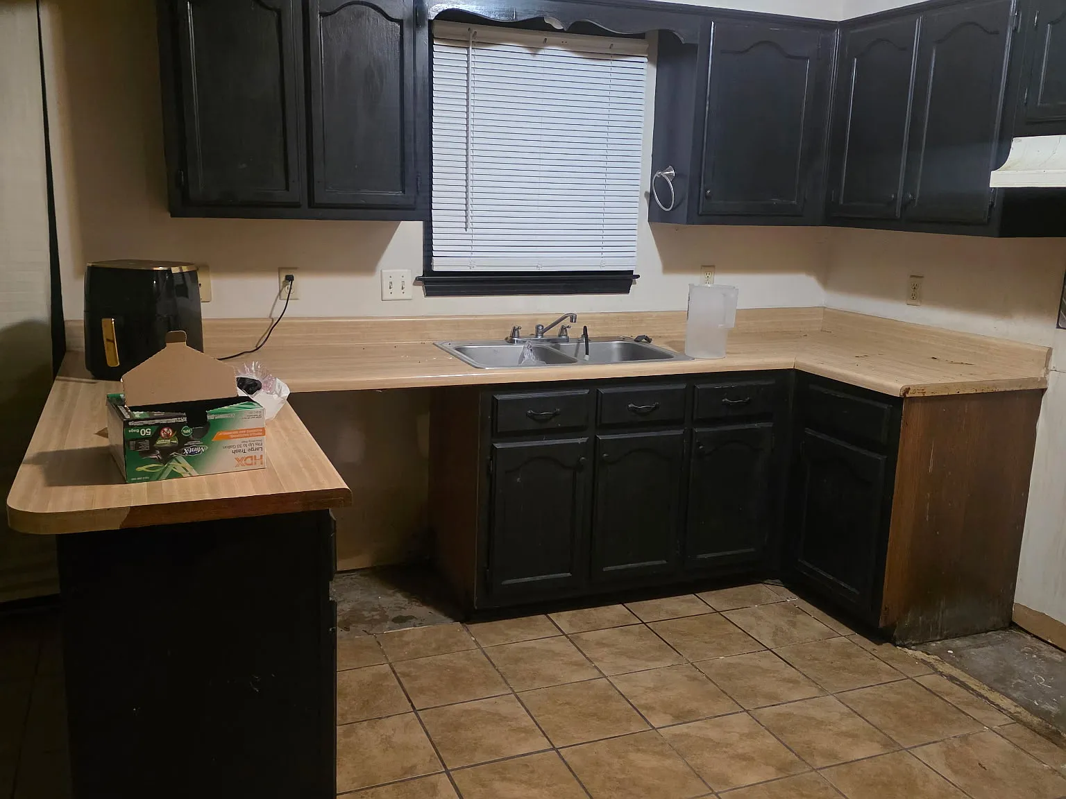 2 bed, 2.5 bath, 1367 sqft, $1,200 — Photo 3