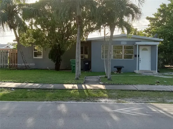 19220 NE 2nd Ave, Miami, FL 33179