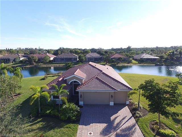1st image of 24811 Avonleigh Ct