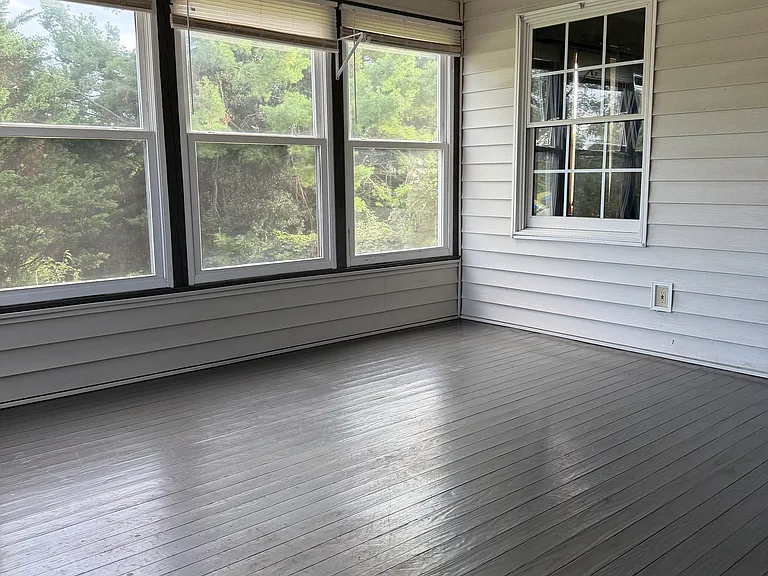 802 Mosby St #802 — Photo 6