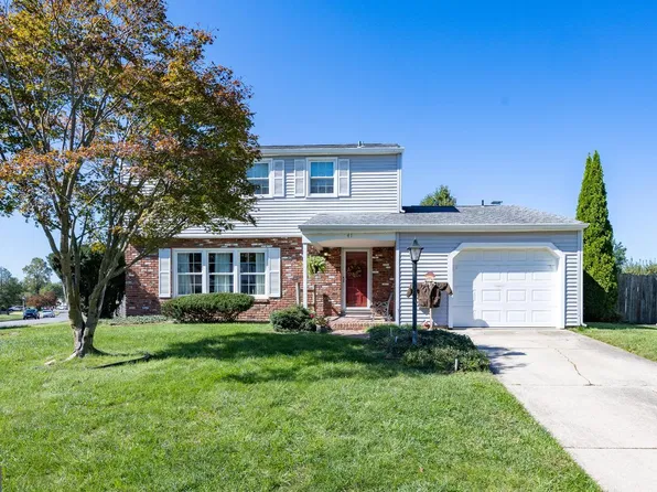 41 Spring Hill Dr, Laurel Springs, NJ 08021