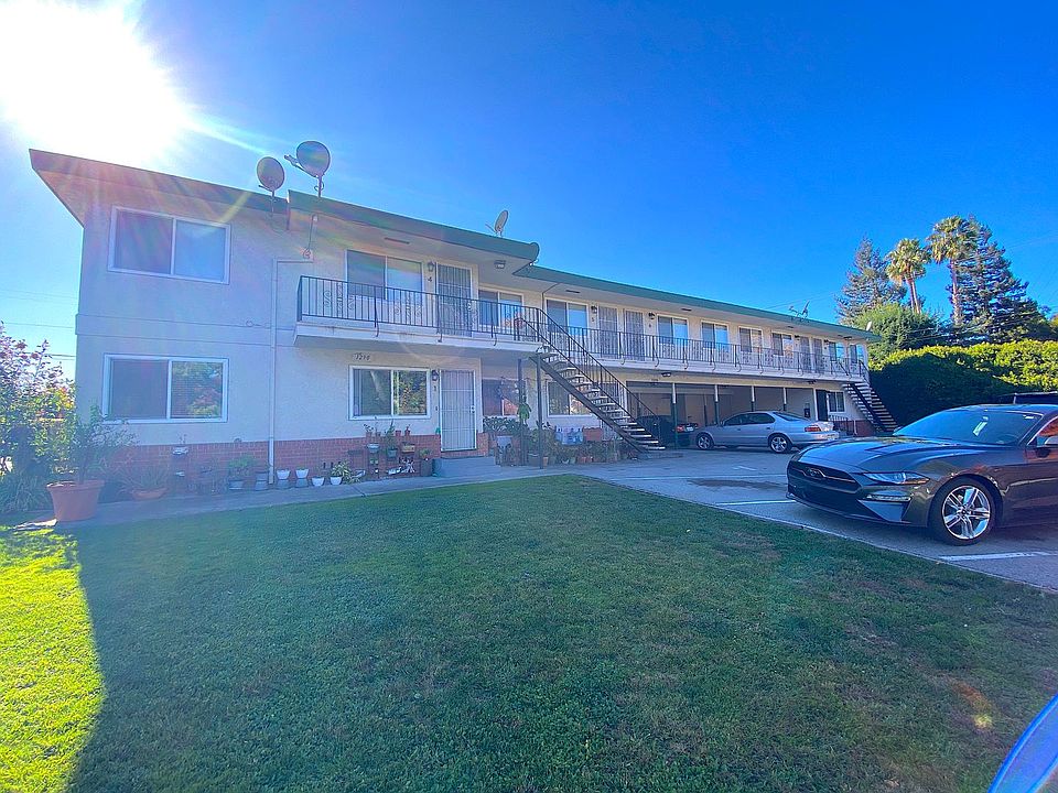 1st image of 1290 Brookfield Ave #3