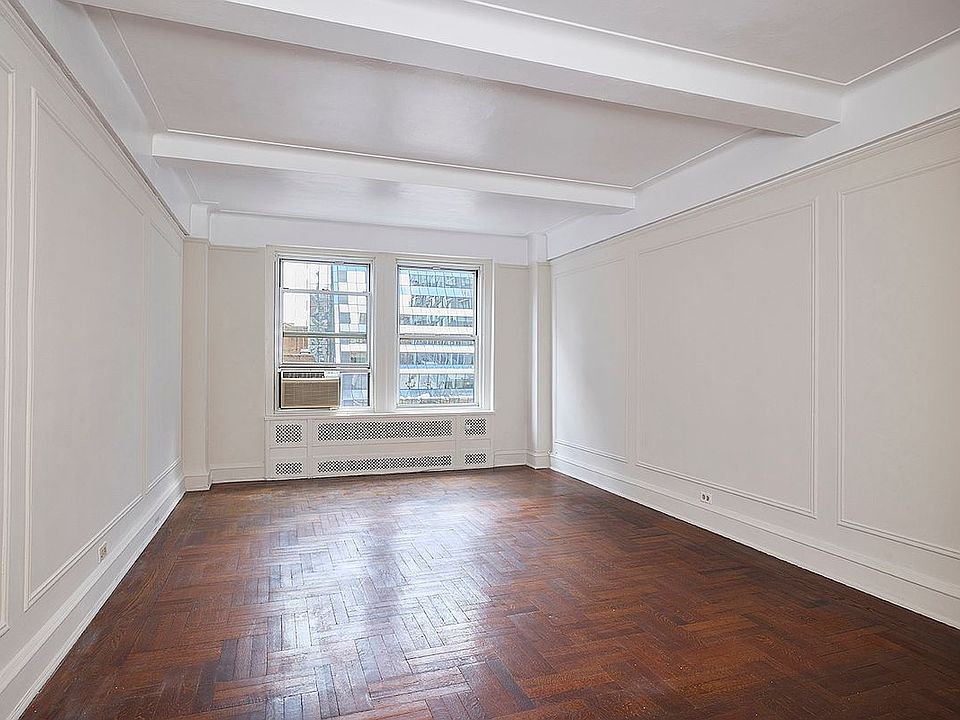 1st image of 433 W 34th St APT 6A