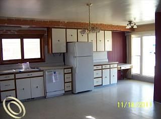 4th image of 2097 Churchill Ave