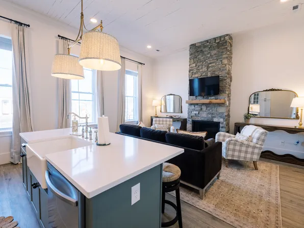 104 Ladiga St SW, Jacksonville, AL