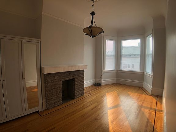 2nd image of 215 Guerrero St APT 6
