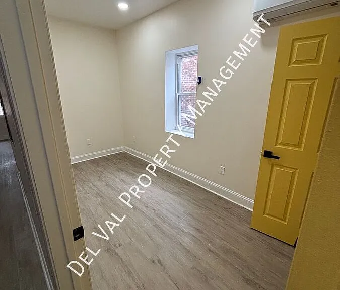 2813 N 9th St — Photo 3