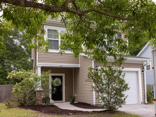 1527 Thoroughbred Blvd, Johns Island, SC 29455