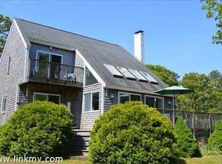 58 9th St N, Edgartown, MA 02539