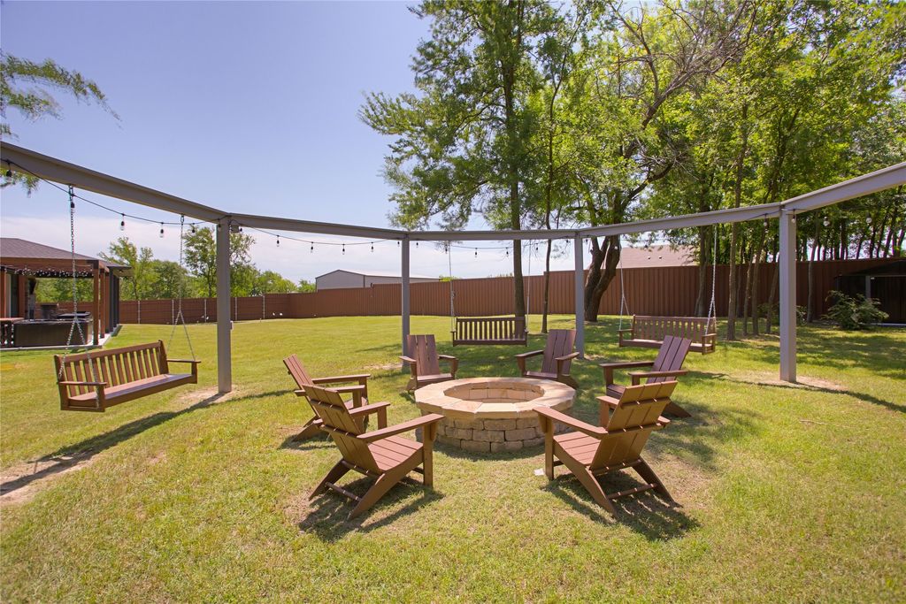472 Neva Ln, Denison, TX - View 6
