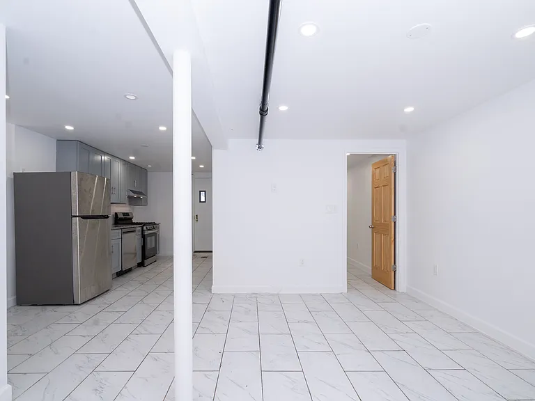 831 Cleveland St #B — Photo 7