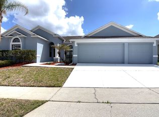 448 Coventry Rd, Davenport, FL 33897