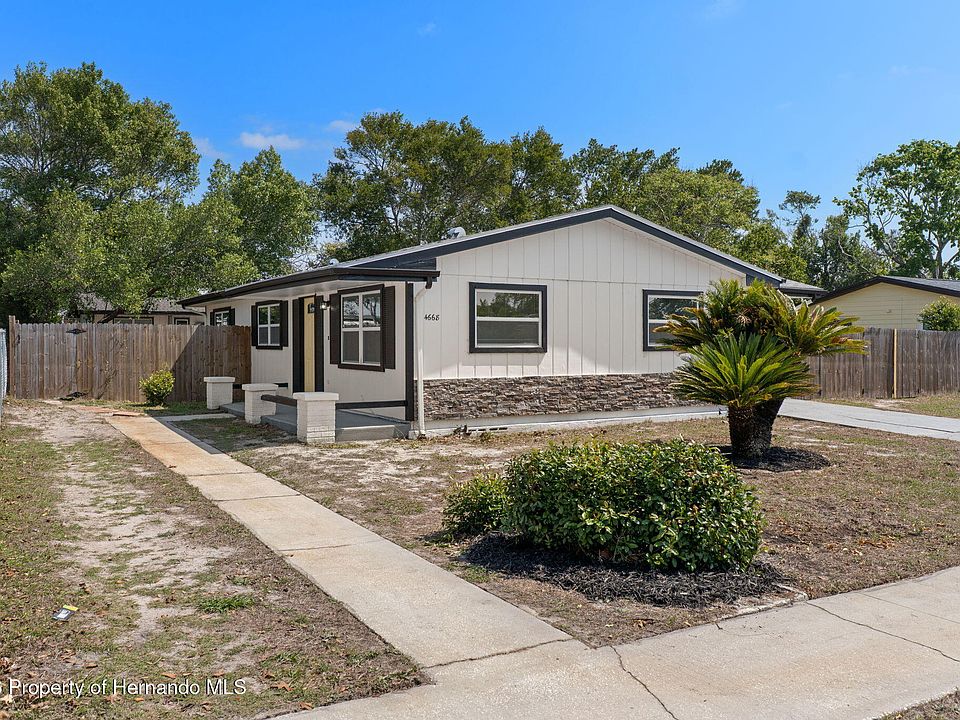 1st image of 4668 Crescent Rd