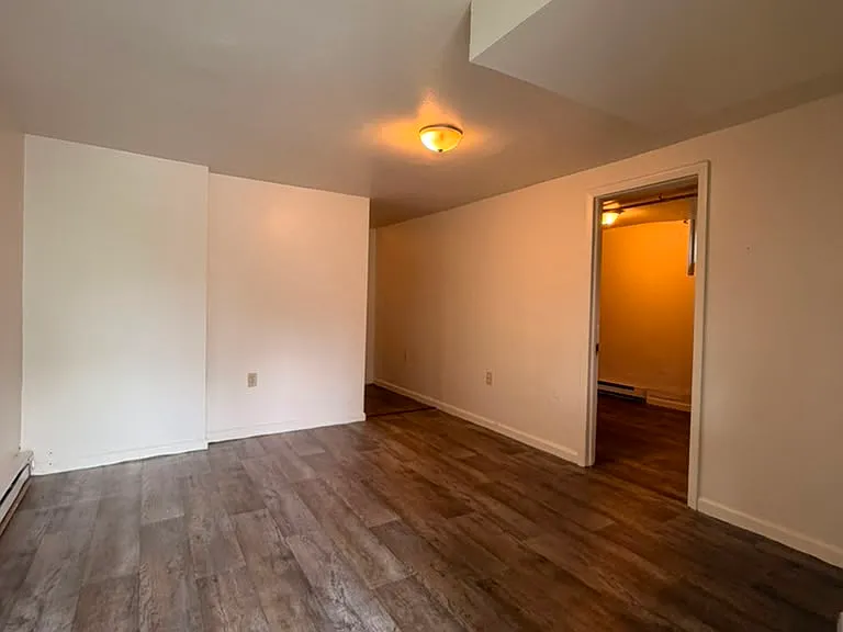 50 Campbell Ave #1 — Photo 6