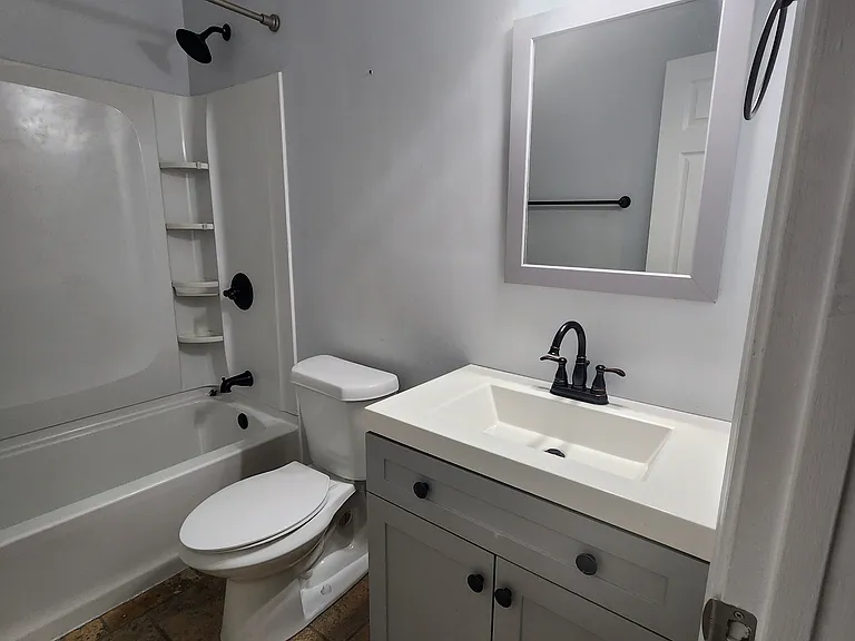 300 Hurdle Dr #A — Photo 17
