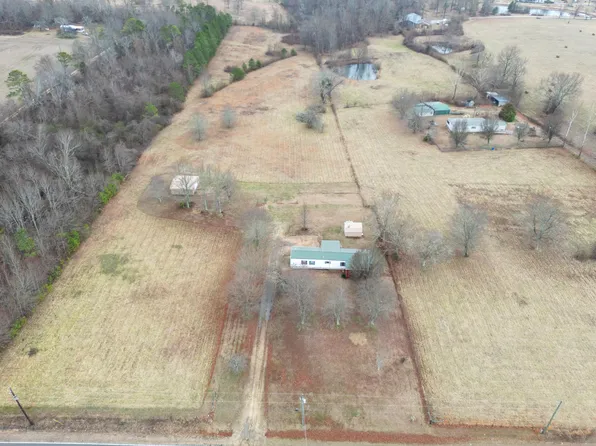 845 Michaels Rd, Trenton, GA 30752