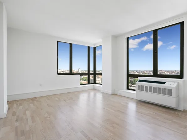 626 Flatbush Avenue image 5 of 32