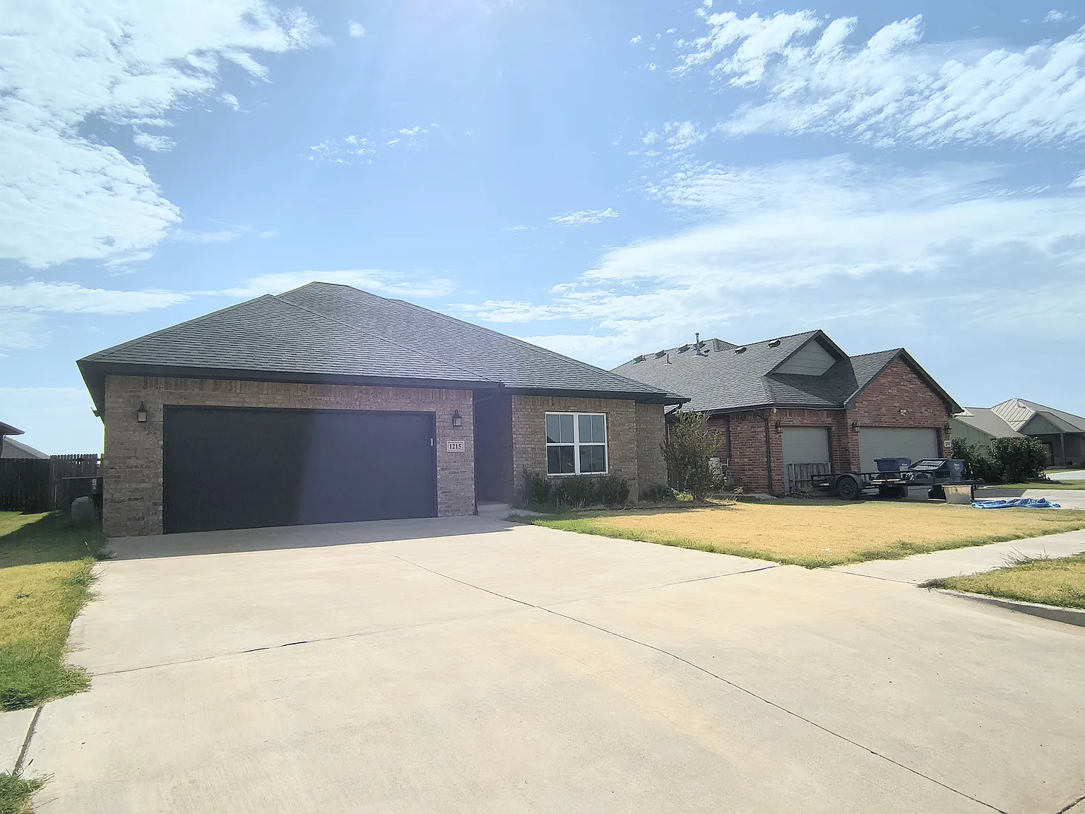 3 bed, 1693 sqft, $2,100 — Photo 1