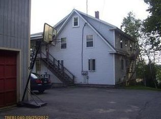 20 High St, Topsham, ME 04086