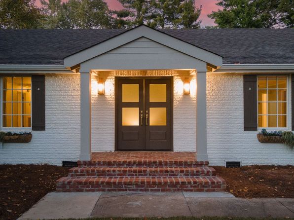 108 Brookfield Ave #B