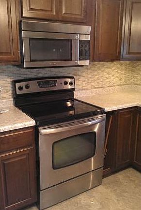 New electric stove and mi