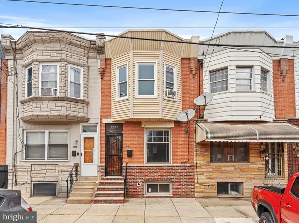 2237 Jackson St, Philadelphia, PA 19145