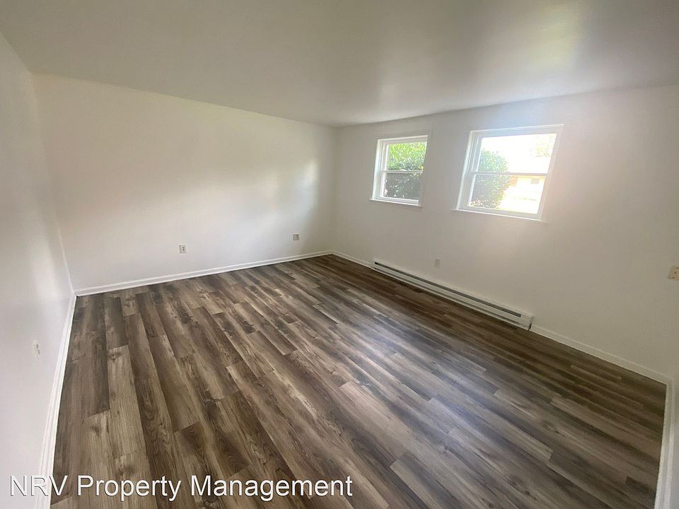 1st image of 312 Reynolds Ave Unit 6